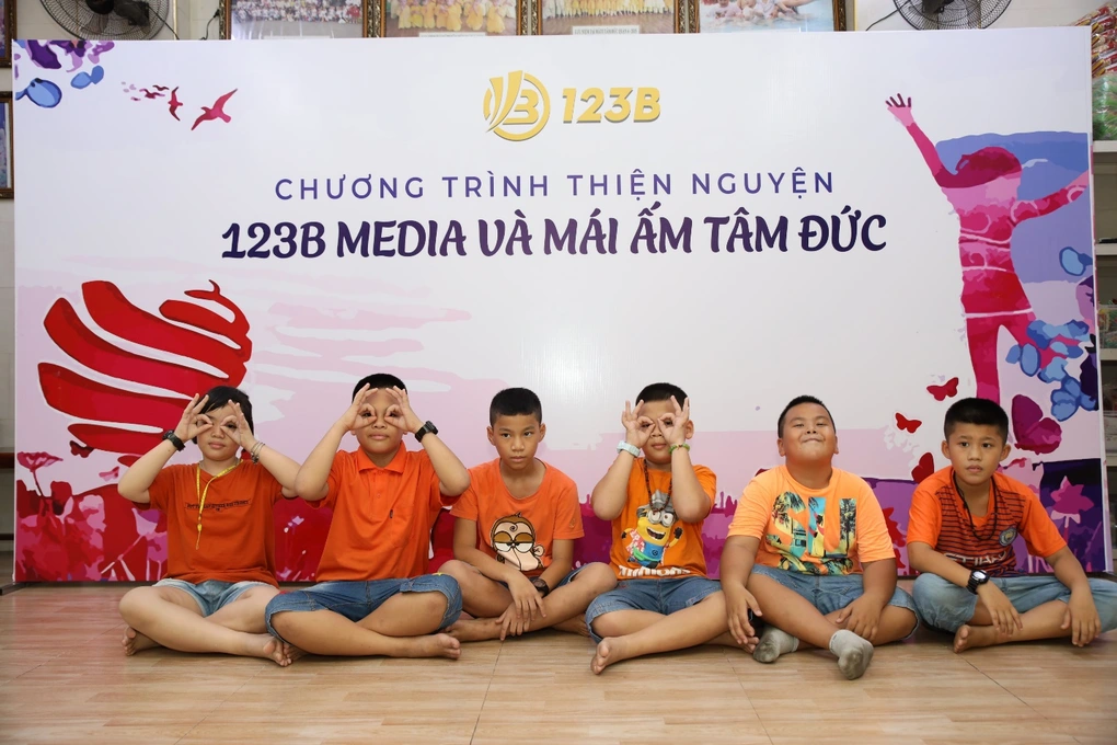 Các chương trình từ thiện nổi bật